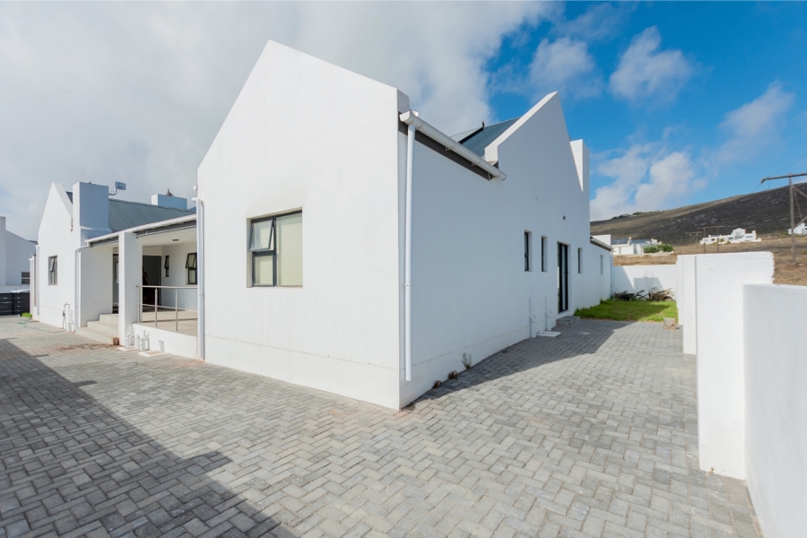 4 Bedroom Property for Sale in Harbour Heights Western Cape